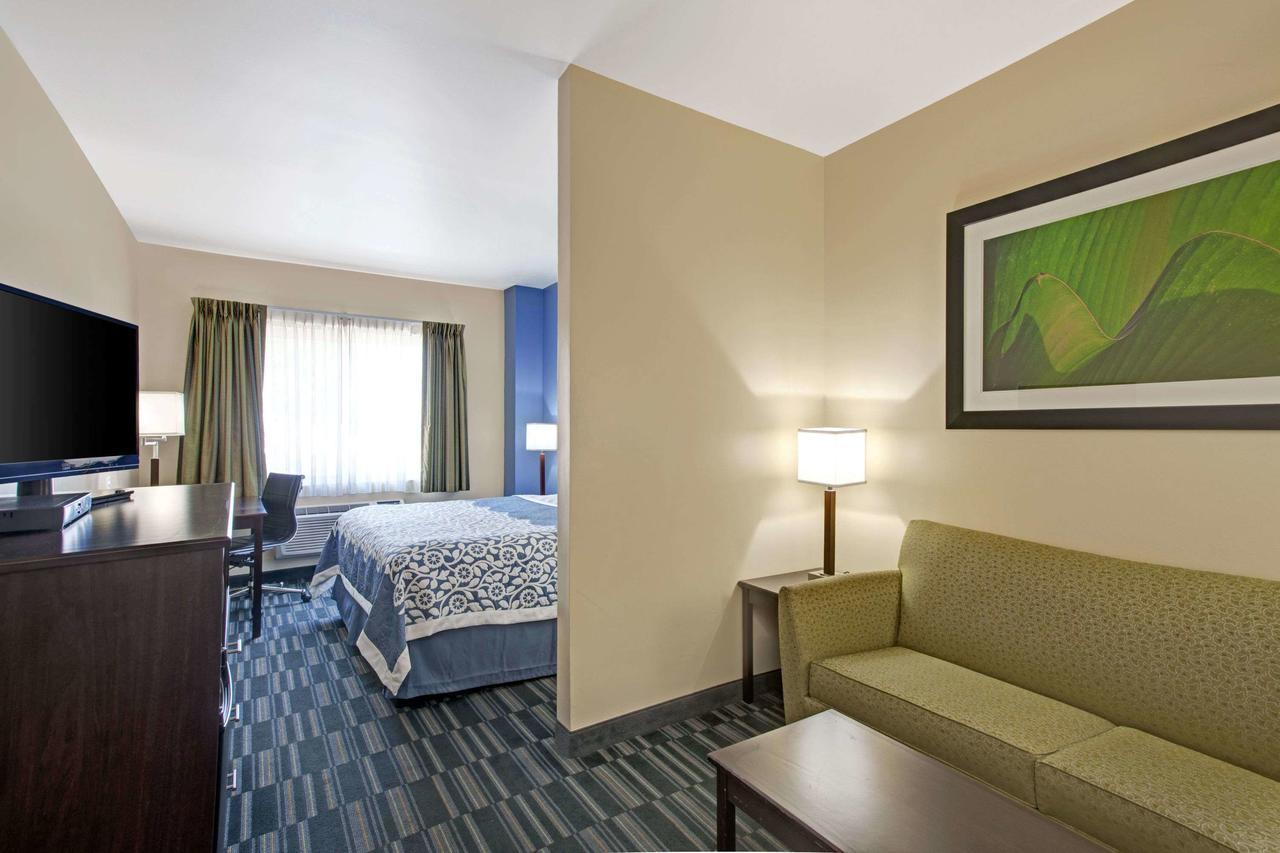 Days Inn & Suites By Wyndham Ozone Park/Jfk Airport Νέα Υόρκη Εξωτερικό φωτογραφία