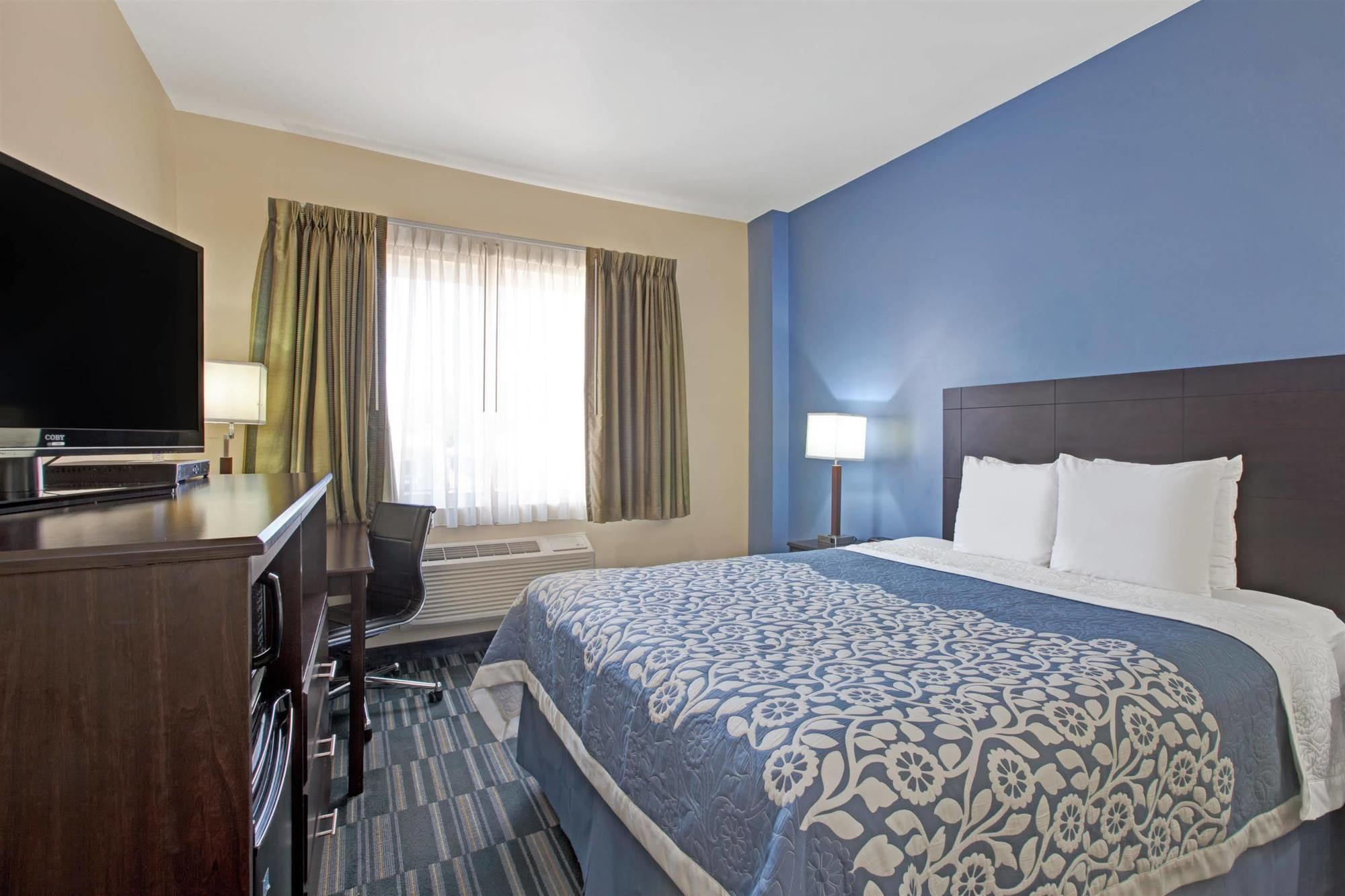 Days Inn & Suites By Wyndham Ozone Park/Jfk Airport Νέα Υόρκη Εξωτερικό φωτογραφία