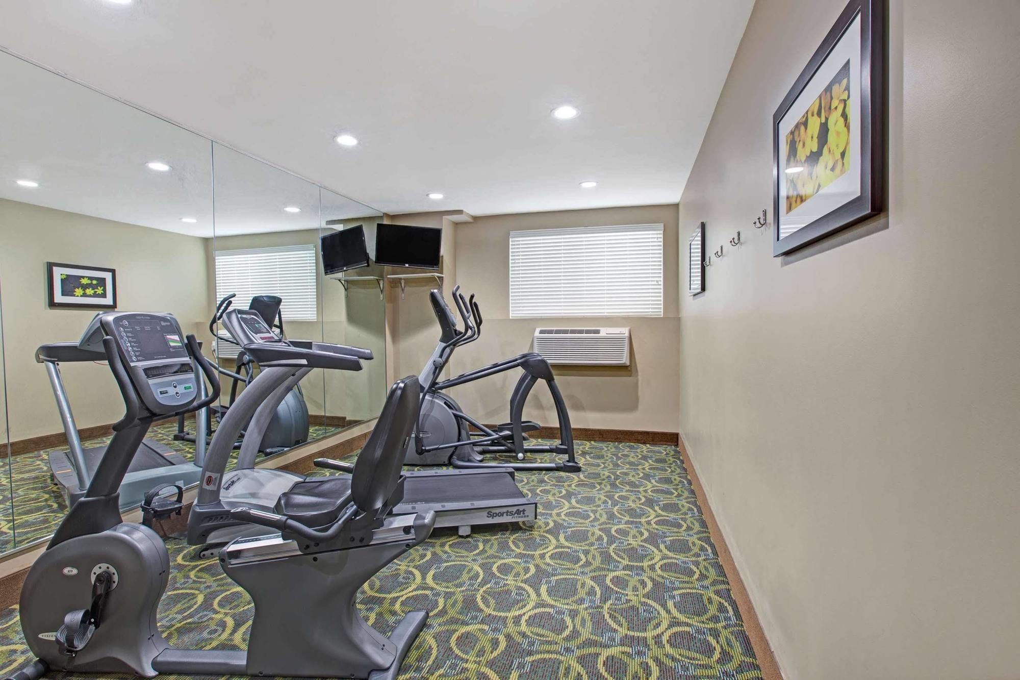 Days Inn & Suites By Wyndham Ozone Park/Jfk Airport Νέα Υόρκη Εξωτερικό φωτογραφία