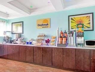 Days Inn & Suites By Wyndham Ozone Park/Jfk Airport Νέα Υόρκη Εξωτερικό φωτογραφία